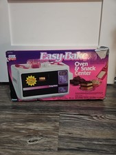 Vintage 1995 Kenner Easy-Bake Oven Kids Snack Center Original Box  Pan pusher