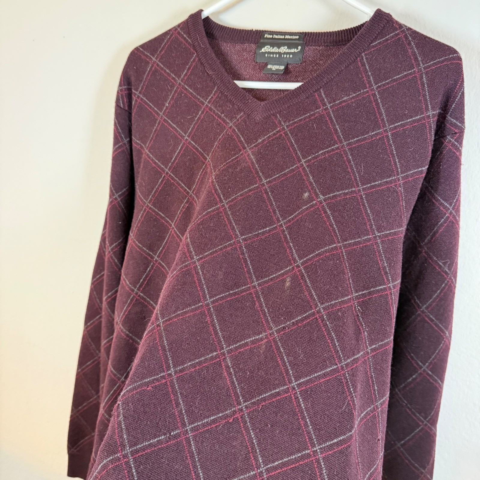 Eddie Bauer Mens V Neck Argyle Sweater Burgundy Fine Italian Merino Wool XL image 3