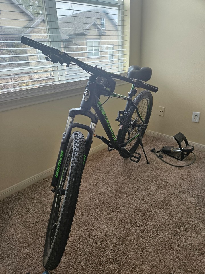 Schwinn 29" Boundary Mountain Bike Black w/ Fluorescent Green eBay