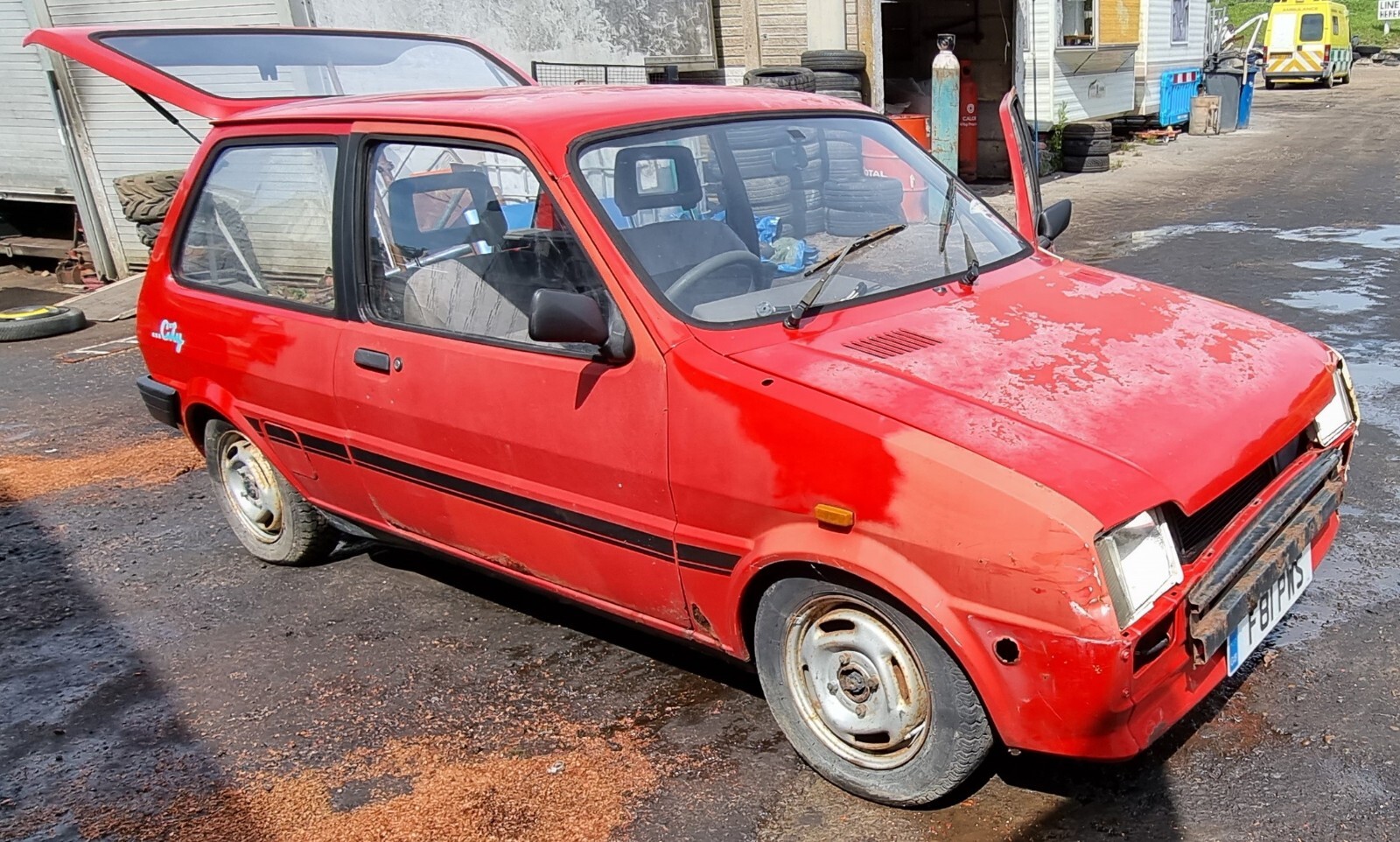 Image 1 - BARN FIND Austin Metro 1988