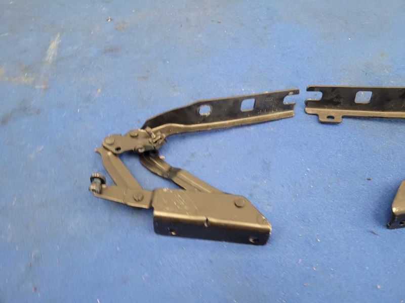 2014 Audi R8 V10 Coupe Pair Hood Hinge Pair Trunk Back 2136