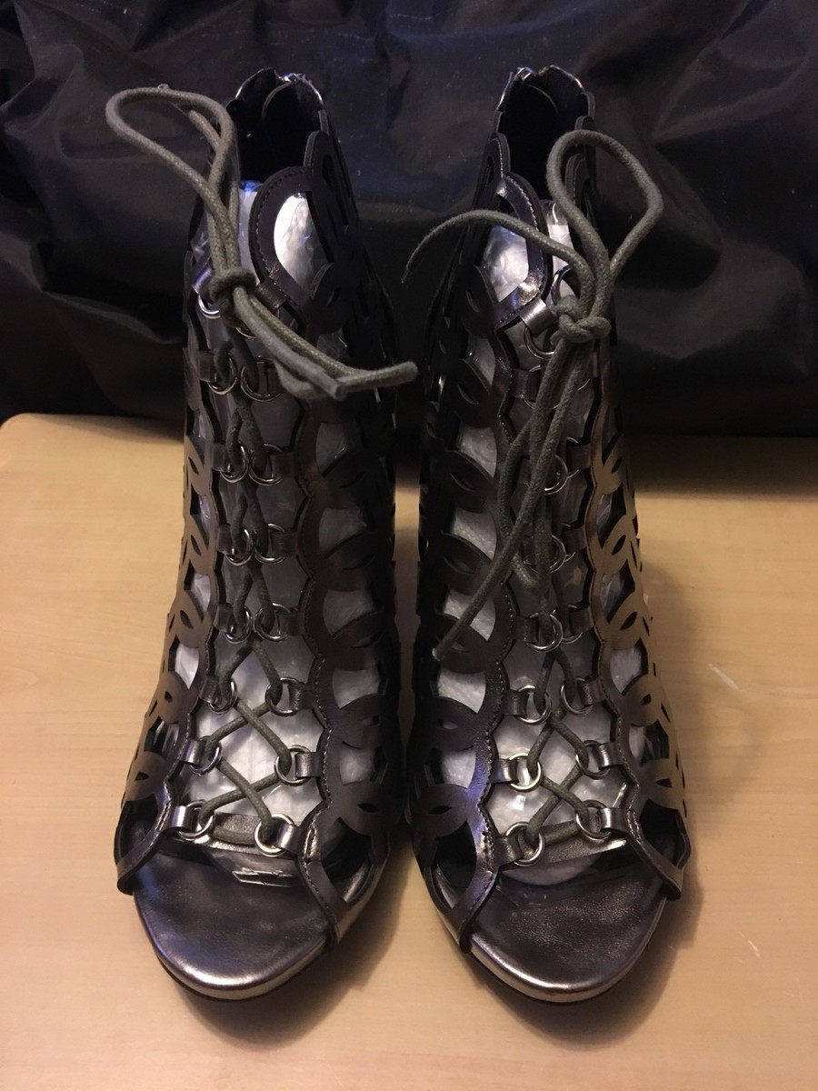 XOXO Cordelia Pewter Diamond-cut Caged Lace Up Heels New - Size 9