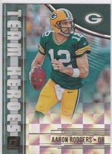 AARON RODGERS Green Bay Packers TEAM HEROES INSERT Football Card 2018 Donruss