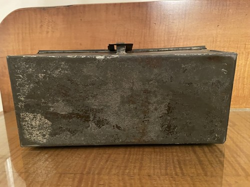 Antique 1830s New England Toleware Tin Box - Picture 3 of 9