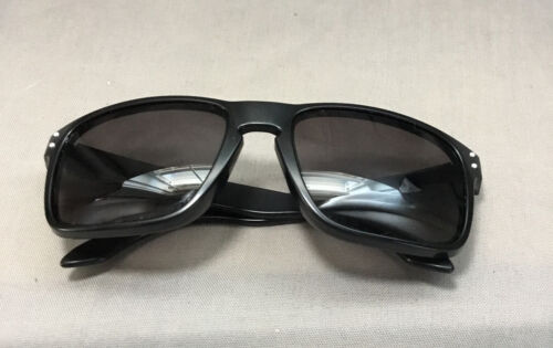 OAKLEY Holbrook Sunglasses Matte Black/Grey SI USA FLAG RARE NEW OO9102-E655