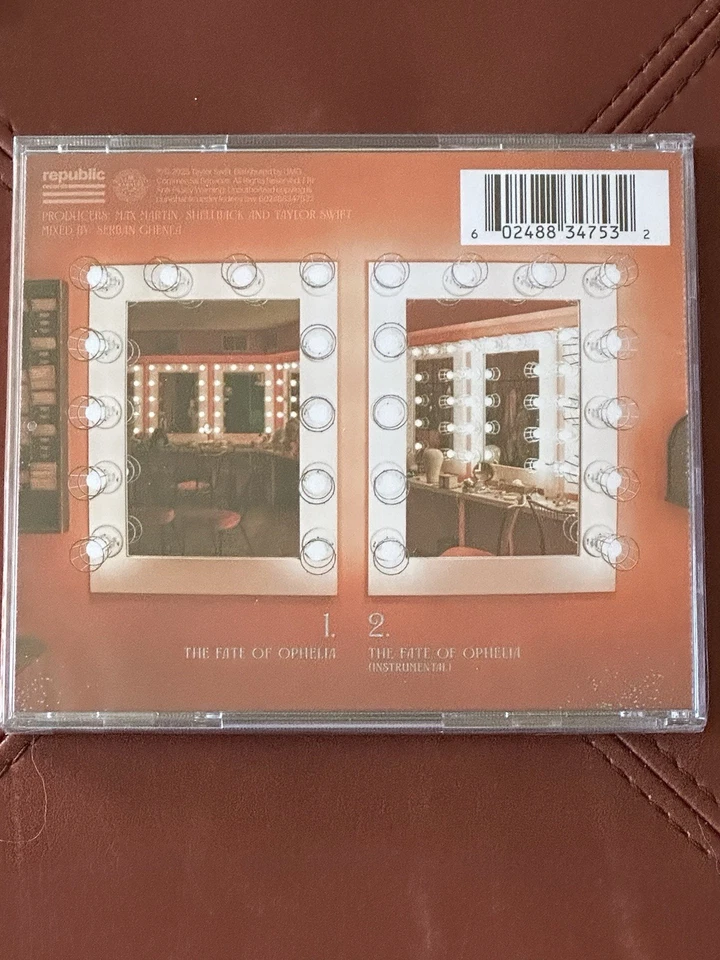TAYLOR SWIFT THE LIFE OF A SHOWGIRL: THE FATE OF OPHELIA 2CD SINGLE LOT 4TRX NEW - Image 3 of 4