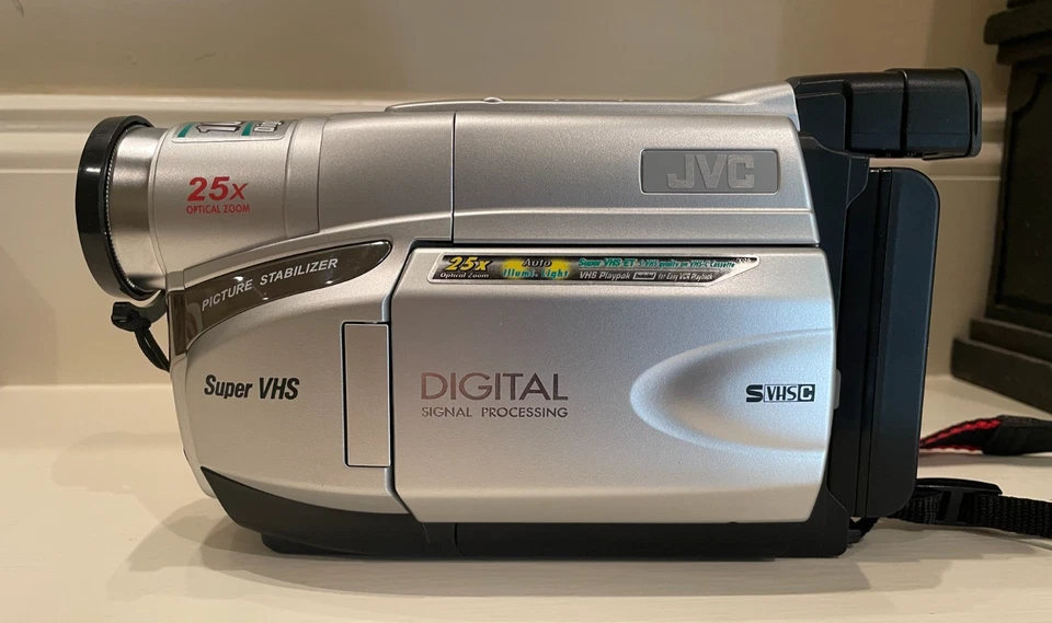 JVC GR-SXM37U Super VHS-C Video Camera Camcorder Tested - With Box and Bag, etc. - Image 2 of 4