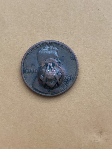US Wheat Penny  1950s With Bullet Hole Collectable Unusual Perfect Shot!