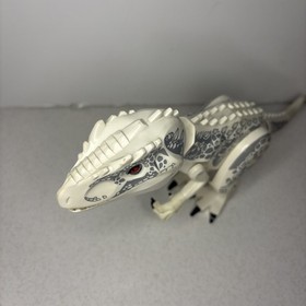 LEGO Indominus Rex Minifigure Jurassic World 75941 White Gray READ