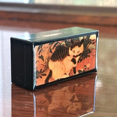 Vintage Mini Cat Trinket Box   Black Lacquered Box with Cat Artwork