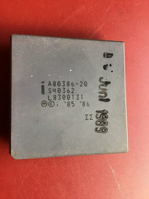Intel A80386-33 CPU used from my collection.
