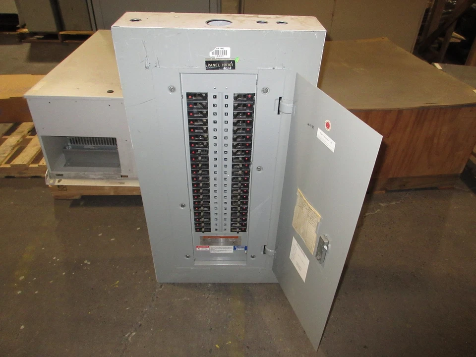 Panel interruptor de orejetas principal ITE CDP-7 225A Max 480Y/277 3Ph 4W 42 ranuras usado Foto 3 de 4