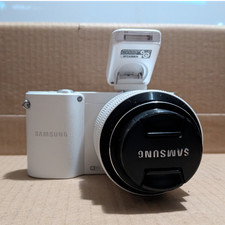 Samsung NX1000 Mirrorless Camera White 20-50mm Lens 20.3MP Wi-Fi Built-in Flash