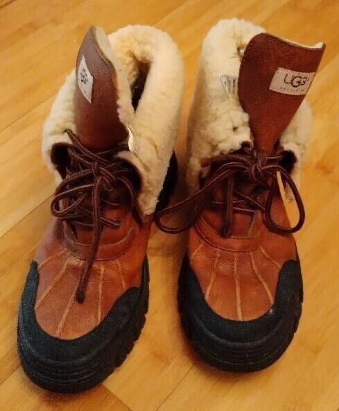 UGG Auden Woman's Winter Boots Size 10 Leather Waterproof Sheepskin Insulated