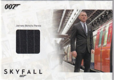 James Bond Relic / Costume Card SSC25 A Piece of James Bond's Pants