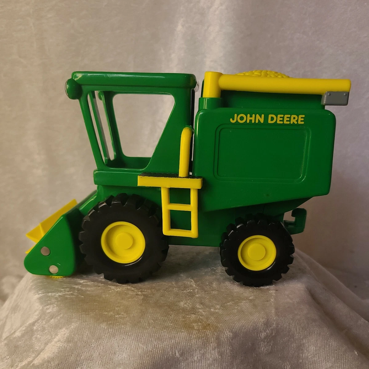 Combine toy cheap tractor