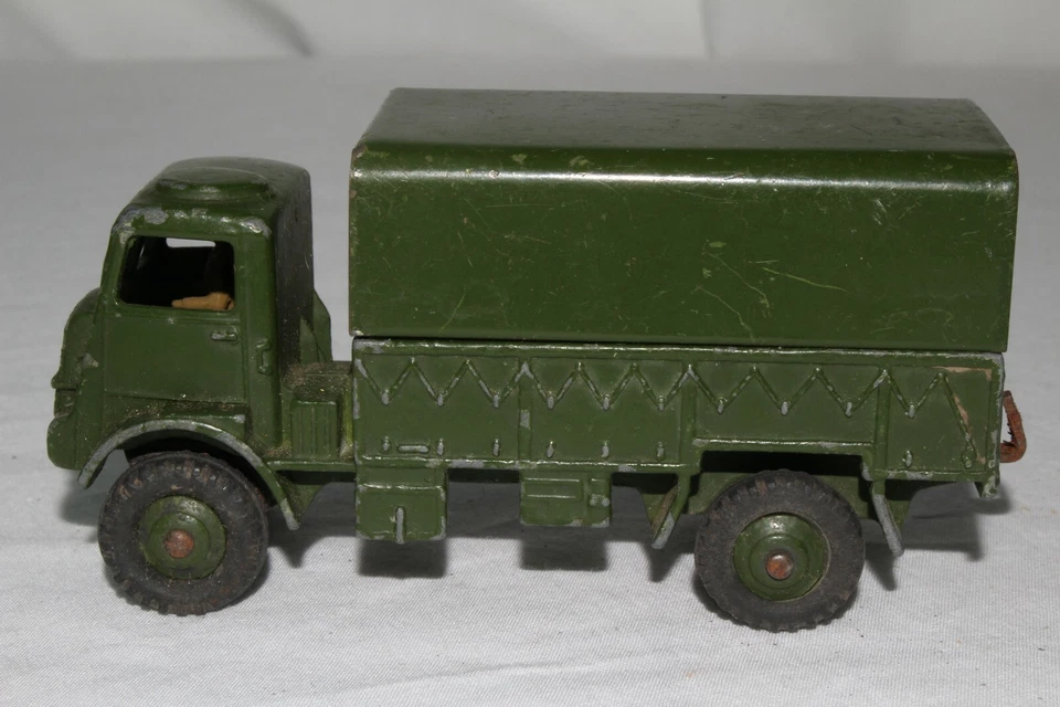 Dinky #623, 1950's Bedford Army Covered Truck, Original - Image 3 of 4
