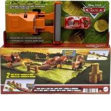 Mattel HRX48 Cars Course Acrobatique En Fuite De Frank Piste