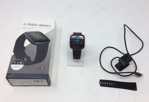fitbit versa preto