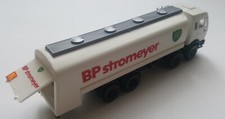 BP Stromeyer     4-achs. Tankwagen    Mercedes-Benz 3333    Roskopf  437  H0 neu
