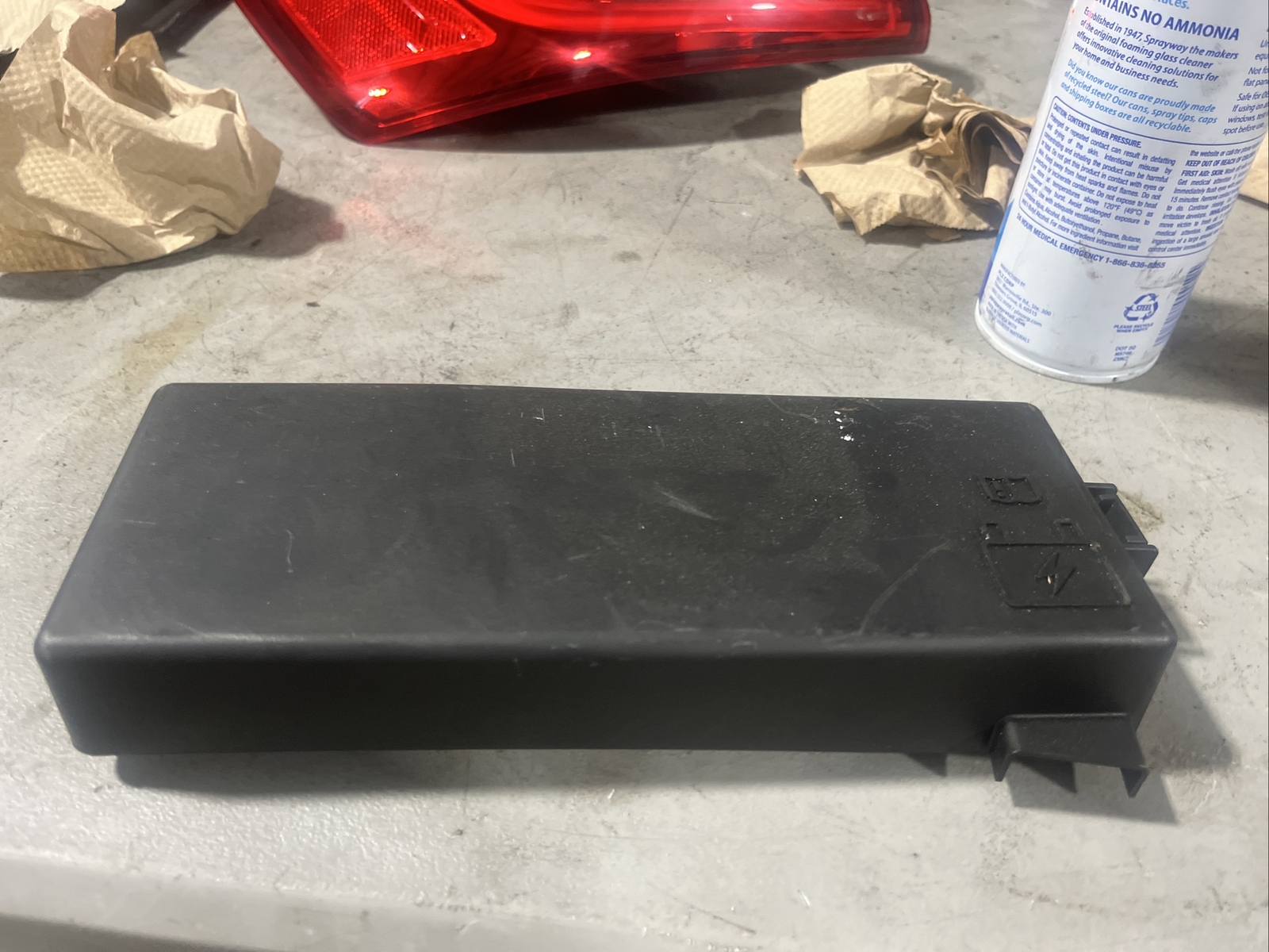 ✅2014-2019 MASERATI GHIBLI SQ4 3.0L FUSE BOX JUNCTION COVER LID TRIM PANEL OEM