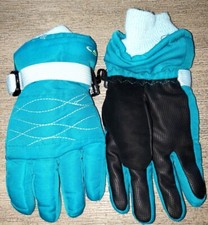 girls CHAMPION WINTER GLOVES size 4 to 7 pretty colors mom great condition 
