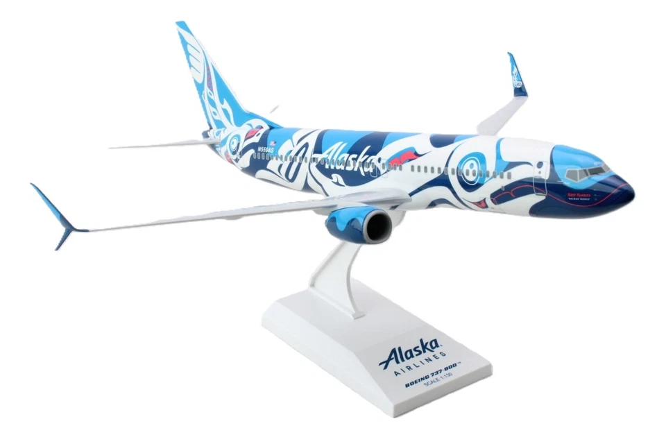 Skymarks SKR1136 Alaska Airlines 737-800 Xáat Kwáani Desk 1/130 Model Airplane - Image 2 of 4