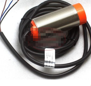 Cr30 15dp датчик емкостной