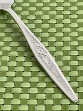 Oneida Community WOODMERE Stainless Textured Glossy Flatware SMART CHOICE A66G