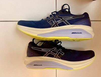 ASICS GT-4000 4 Damen Laufschuhe, blau, Mesh Dämpfung, Original. 1x getragen.