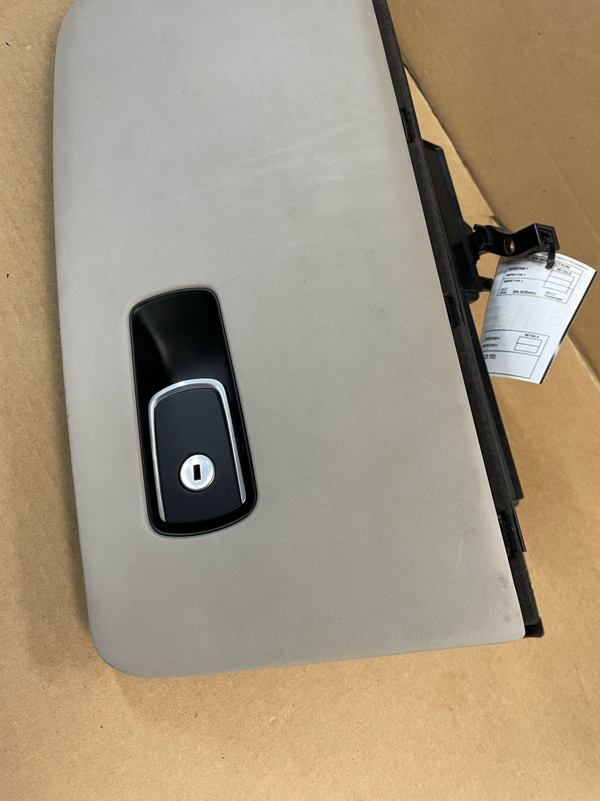 2014 2015 2016 2017 2018 2019 2020 BMW I8 OEM GLOVE BOX DASH COMPARTMENT 158577