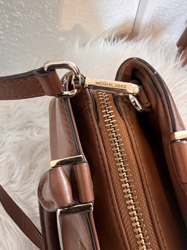 Michael Kors medium Soft Leather Satchel Bag - Picture 6 of 18