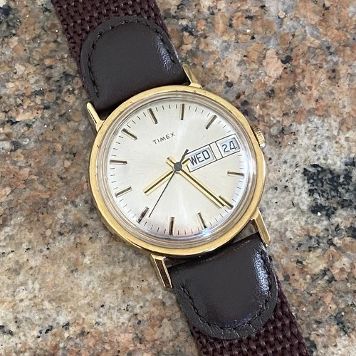 Vintage 1978 Timex Mercury Men's Watch -Day-Date - 35mm - 16860-10678 4U2FIX