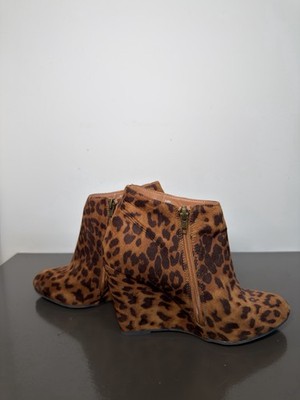 Madden Girl Zumba Women s 7.5 Brown/Black Animal Print Wedge Ankle Bootie Zip