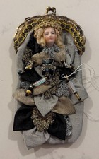 Vintage Victorian Style Doll Face Coin Purse Kiss Lock Frame Ornate Fabric Pouch