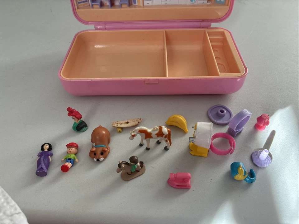 Conjunto de brincar de cabelo bonito Polly Pocket Bluebird 1990 incompleto, mas bom! - Imagem 2 de 4