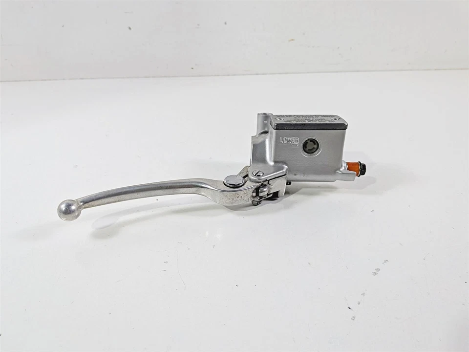 Suzuki VZ800 M50 2005 Boulevard Nissin cilindro maestro de freno delantero 59600-10F50 Foto 4 de 4