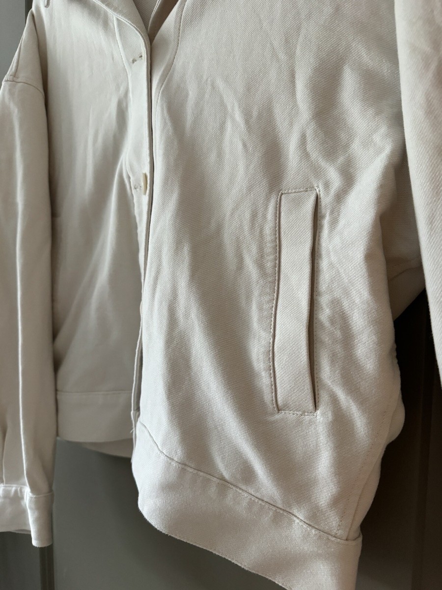 UNIQLO Cream Button-Up Boxy Collared Jacket Casual - Size Medium