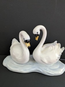 Porcelain Swan Figurine Pair on Water Decorative Collectible Bird Home Decor