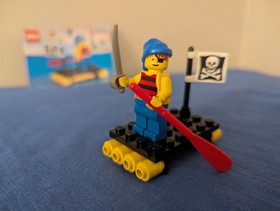 Vintage (1994) LEGO Pirates set 1713 Shipwrecked Pirate -  RARE