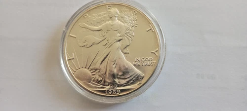 1989 1-Oz Silver American Eagle BU .999 Silver coin uncirculated