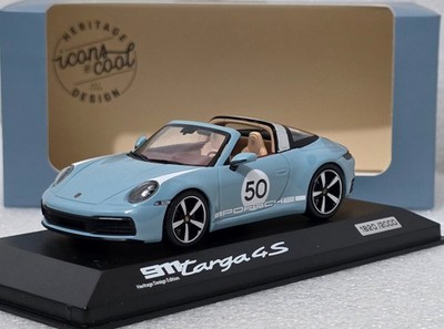 Porsche 911 (992) Targa 4S Heritage Edition Blue 1:43 Minichamps WAP0209110NTRG
