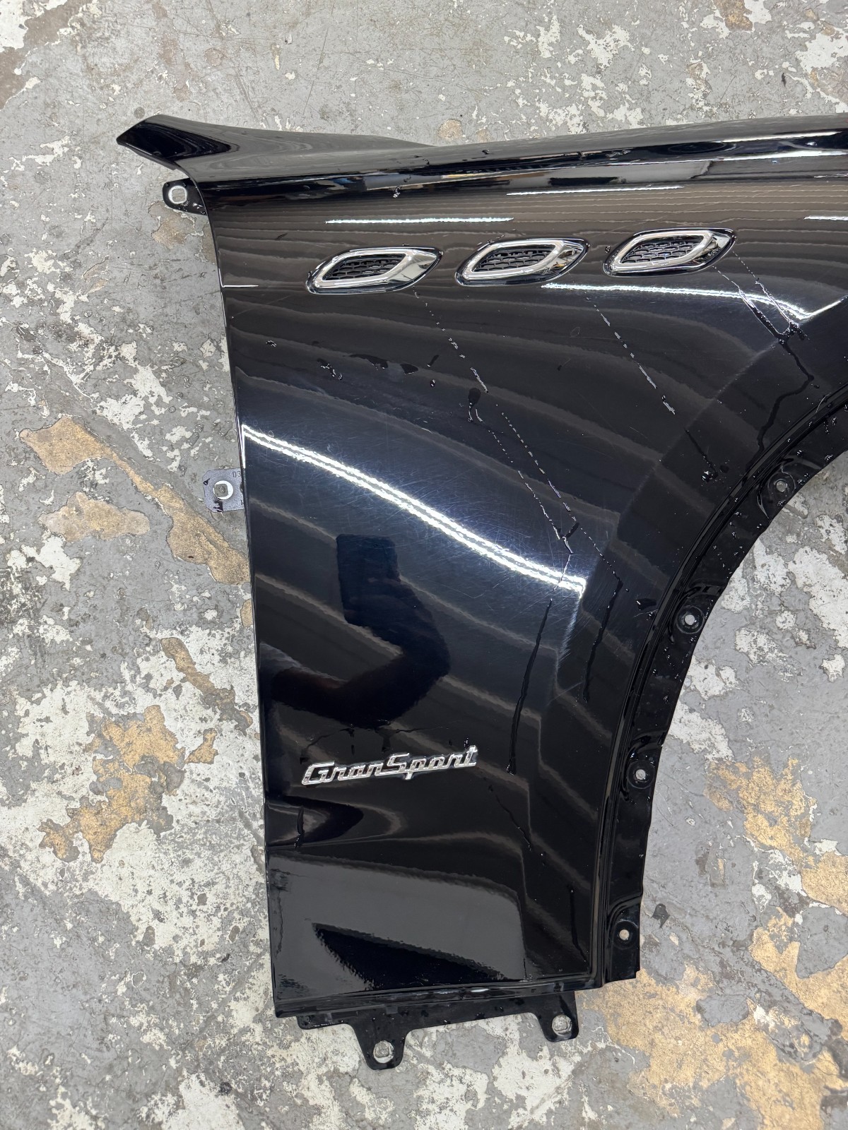 Maserati Levante 2019 Front Right Fenders Set