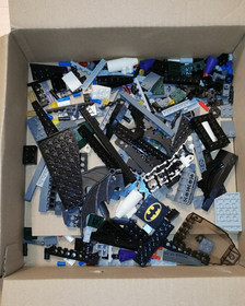 Lego Batman 7782 The Batwing: The Joker's Aerial Assault 99% complete NO minifig