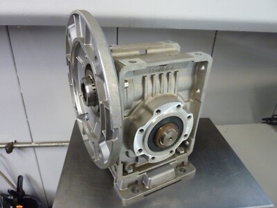 Bonfiglioli W63-U10 P90 B5 B3  Right Angle Reducer     (30543)