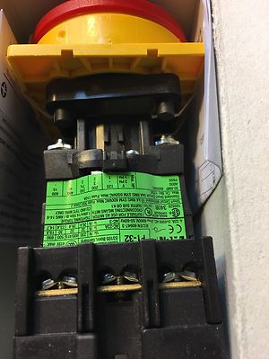 Moeller Disconnect Switch P1-32/V/Svb
