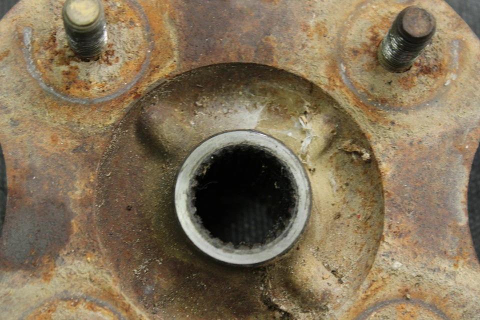 Комплект задних ступиц 2000 Honda Recon 250 от оригинального производителя B4433 - Изображение 2 из 4