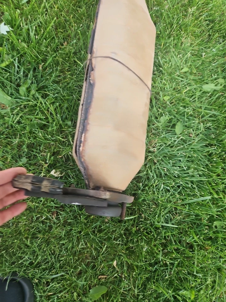 87 88 89 90 91 92 Cadillac Brougham Fleetwood Silenciador Convertidor Catalítico Chatarra  Foto 4 de 4