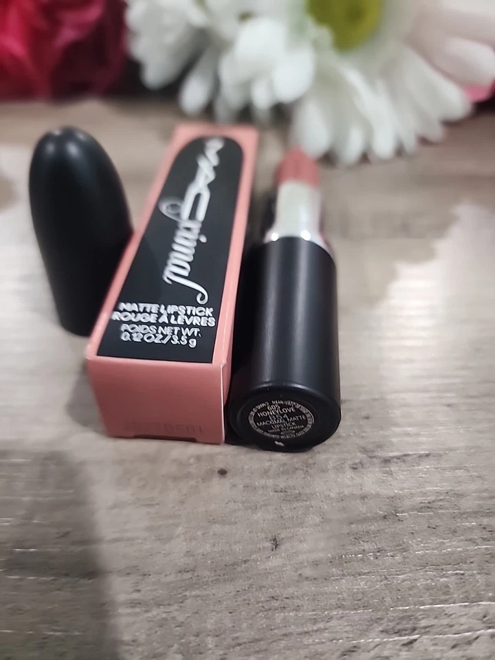 Lápiz labial mate Macximal Honeylove 605 0,12 fl. oz Foto 4 de 4