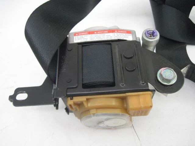 Seat Belt Saab 9-2X 2005 05 Front Right BLACK 611393 Foto 2 de 4